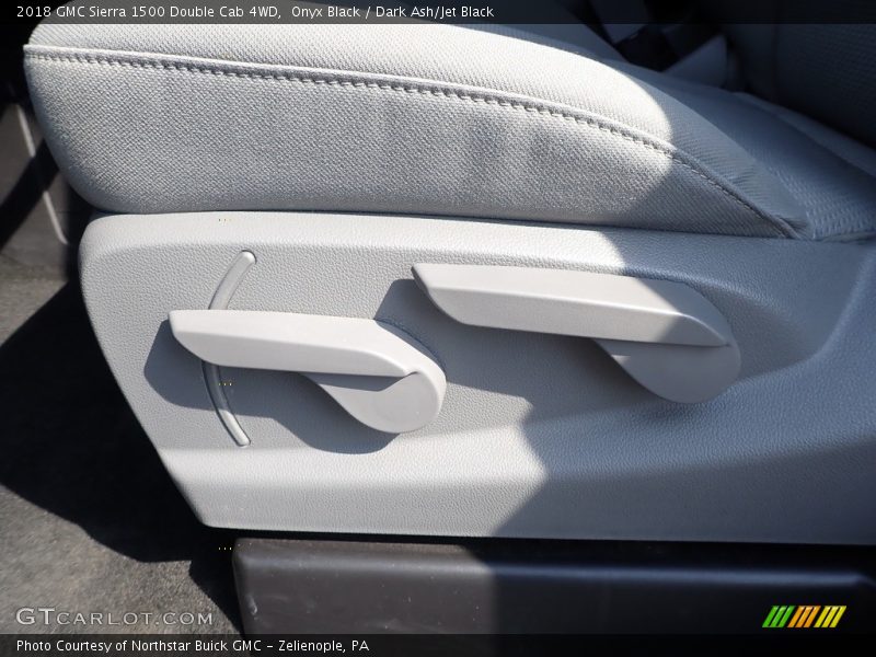Onyx Black / Dark Ash/Jet Black 2018 GMC Sierra 1500 Double Cab 4WD