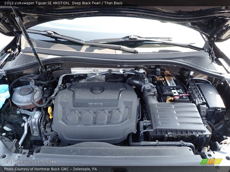 Deep Black Pearl / Titan Black 2019 Volkswagen Tiguan SE 4MOTION