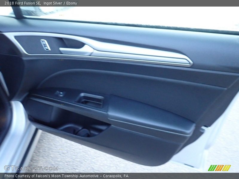 Ingot Silver / Ebony 2018 Ford Fusion SE