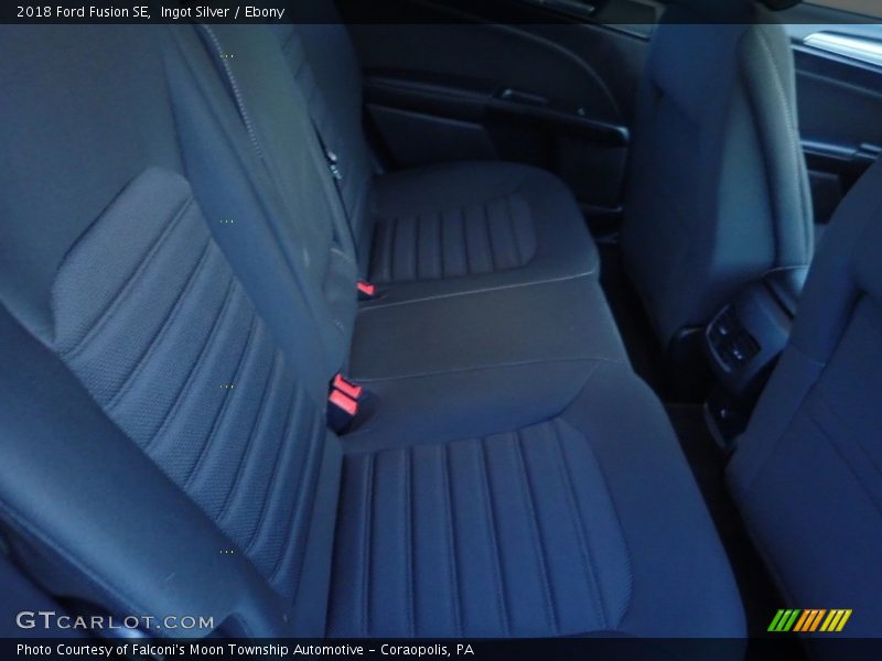 Ingot Silver / Ebony 2018 Ford Fusion SE