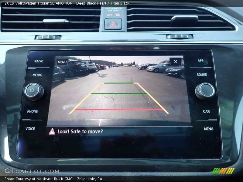 Deep Black Pearl / Titan Black 2019 Volkswagen Tiguan SE 4MOTION