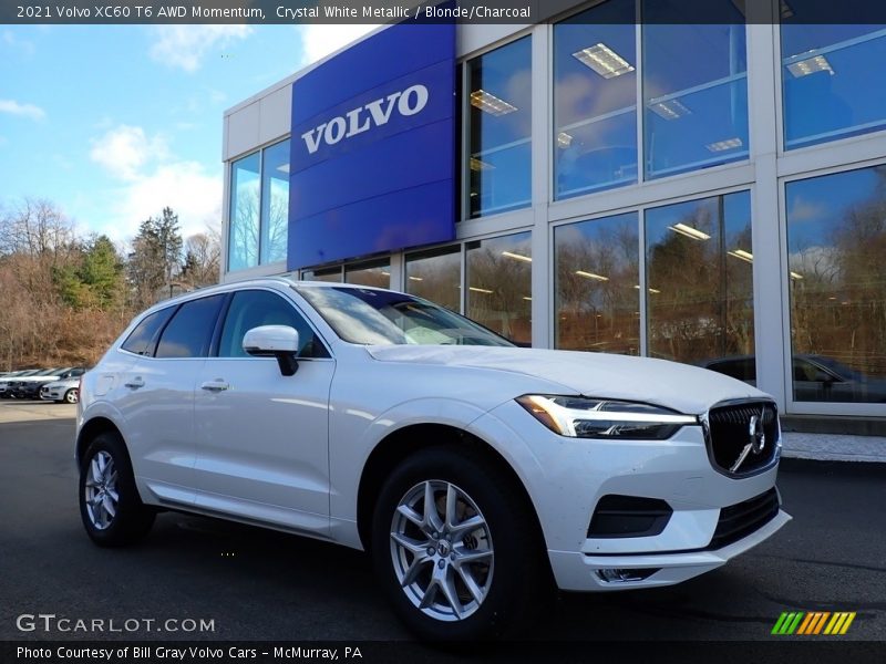 Crystal White Metallic / Blonde/Charcoal 2021 Volvo XC60 T6 AWD Momentum