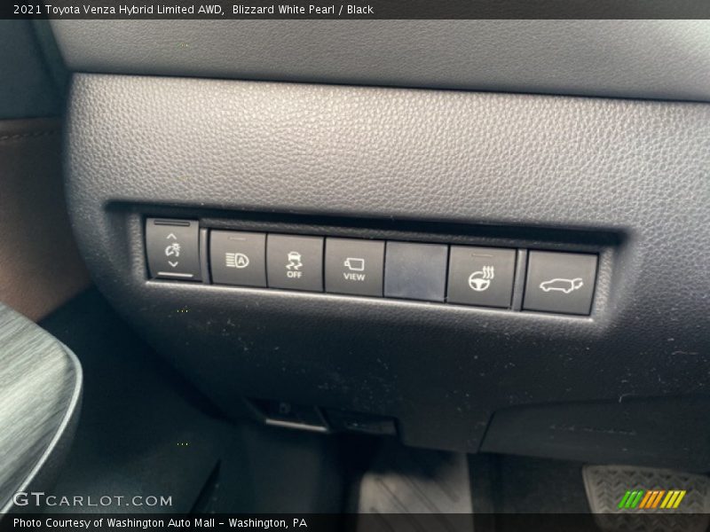 Blizzard White Pearl / Black 2021 Toyota Venza Hybrid Limited AWD