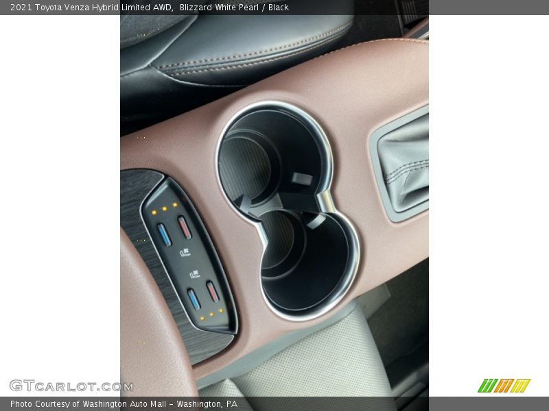 Blizzard White Pearl / Black 2021 Toyota Venza Hybrid Limited AWD