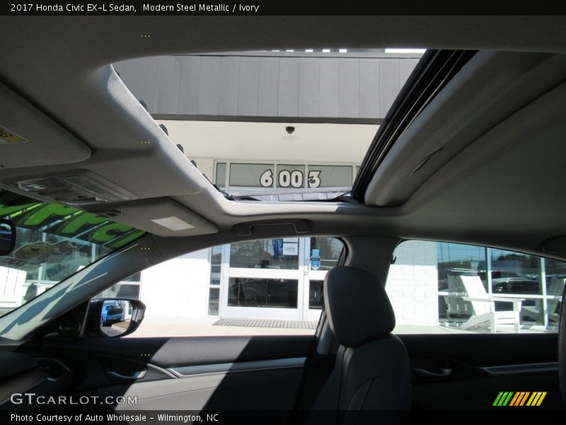 Modern Steel Metallic / Ivory 2017 Honda Civic EX-L Sedan