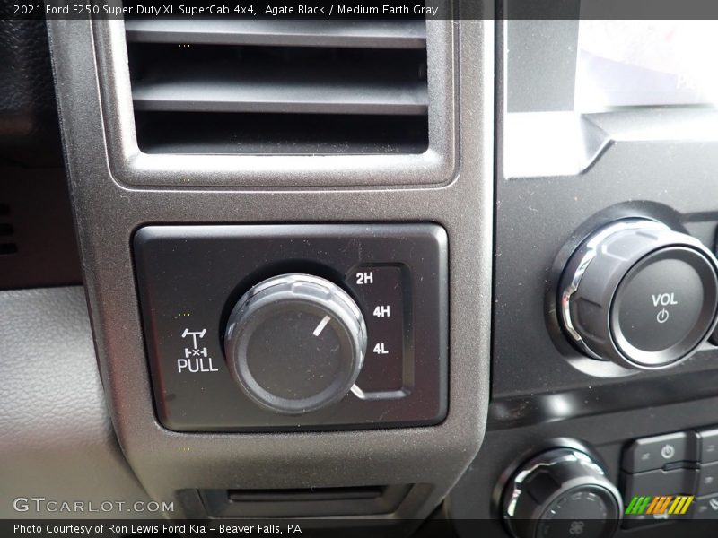 Agate Black / Medium Earth Gray 2021 Ford F250 Super Duty XL SuperCab 4x4