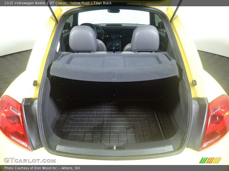 Yellow Rush / Titan Black 2015 Volkswagen Beetle 1.8T Classic