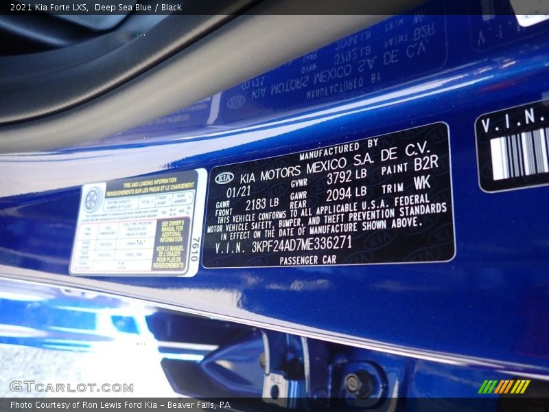 Deep Sea Blue / Black 2021 Kia Forte LXS