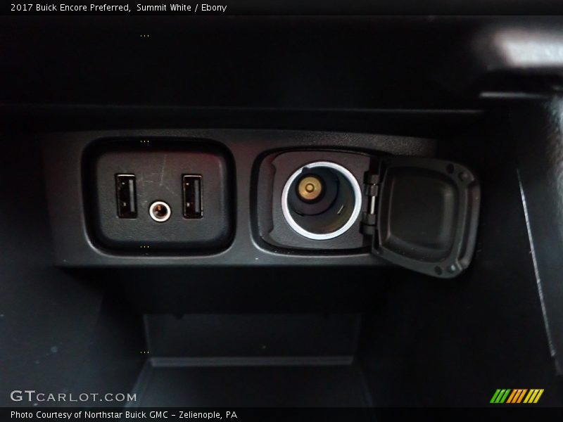 Summit White / Ebony 2017 Buick Encore Preferred