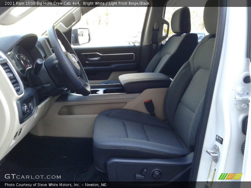 Bright White / Light Frost Beige/Black 2021 Ram 1500 Big Horn Crew Cab 4x4