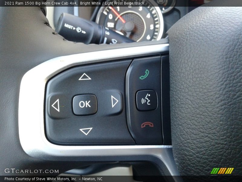 Bright White / Light Frost Beige/Black 2021 Ram 1500 Big Horn Crew Cab 4x4