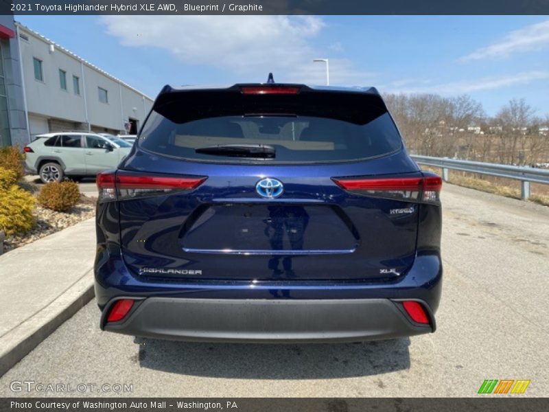 Blueprint / Graphite 2021 Toyota Highlander Hybrid XLE AWD
