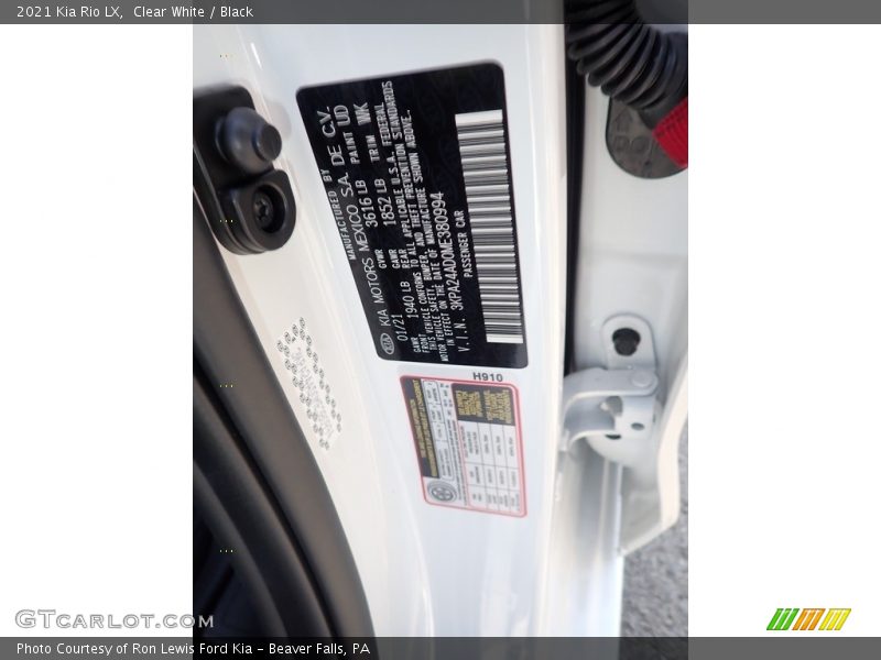 Clear White / Black 2021 Kia Rio LX