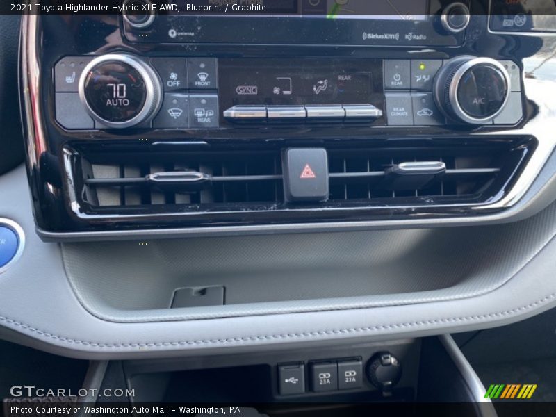 Blueprint / Graphite 2021 Toyota Highlander Hybrid XLE AWD