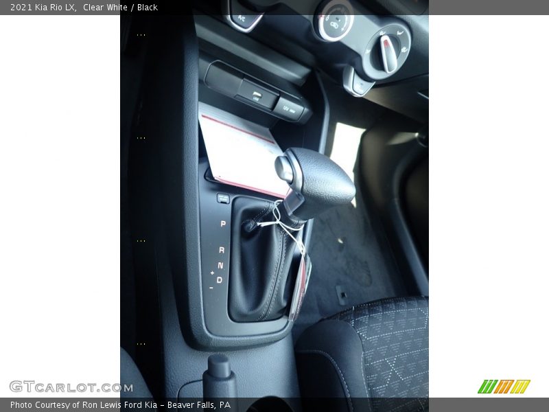 Clear White / Black 2021 Kia Rio LX