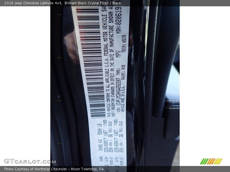 Brilliant Black Crystal Pearl / Black 2016 Jeep Cherokee Latitude 4x4