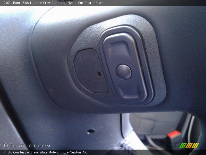 Hydro Blue Pearl / Black 2021 Ram 1500 Laramie Crew Cab 4x4