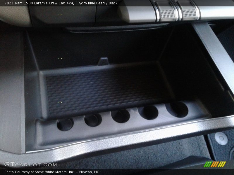 Hydro Blue Pearl / Black 2021 Ram 1500 Laramie Crew Cab 4x4