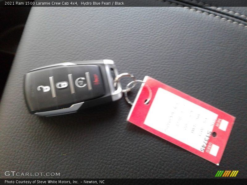 Hydro Blue Pearl / Black 2021 Ram 1500 Laramie Crew Cab 4x4