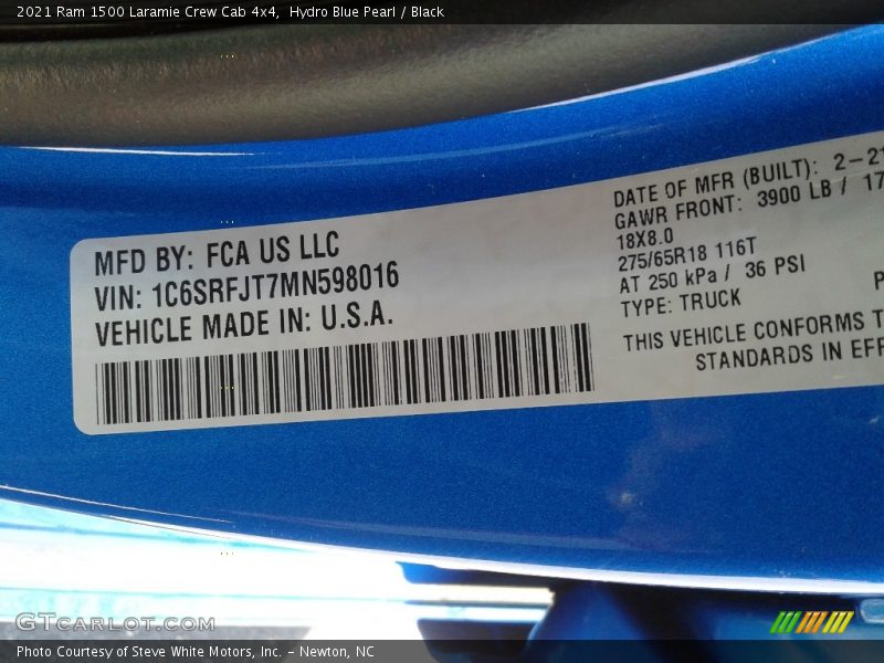 Hydro Blue Pearl / Black 2021 Ram 1500 Laramie Crew Cab 4x4