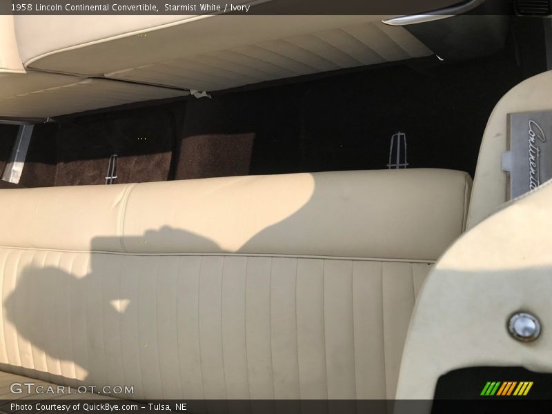 Starmist White / Ivory 1958 Lincoln Continental Convertible