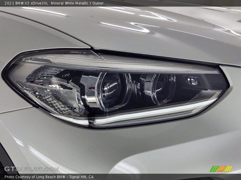Mineral White Metallic / Oyster 2021 BMW X3 sDrive30i