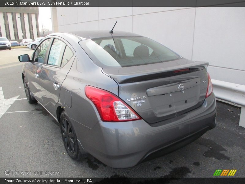 Gun Metallic / Charcoal 2019 Nissan Versa SV