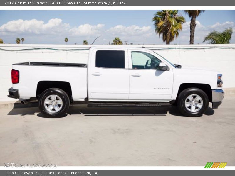 Summit White / Jet Black 2017 Chevrolet Silverado 1500 LT Crew Cab