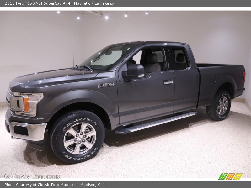 Magnetic / Earth Gray 2018 Ford F150 XLT SuperCab 4x4