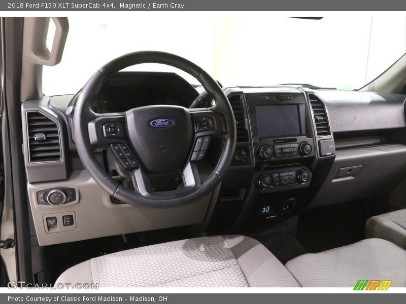 Magnetic / Earth Gray 2018 Ford F150 XLT SuperCab 4x4
