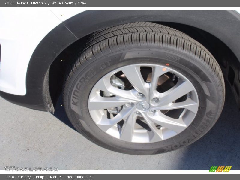 White Cream / Gray 2021 Hyundai Tucson SE