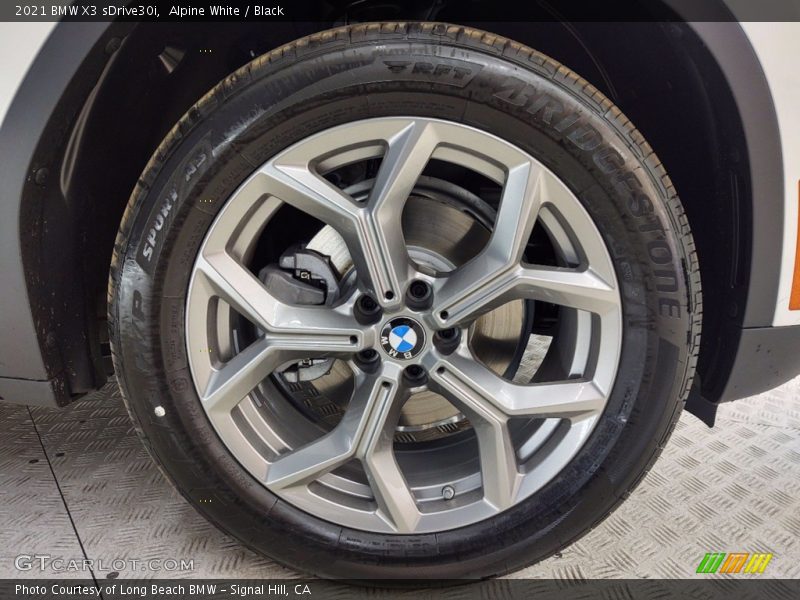 Alpine White / Black 2021 BMW X3 sDrive30i