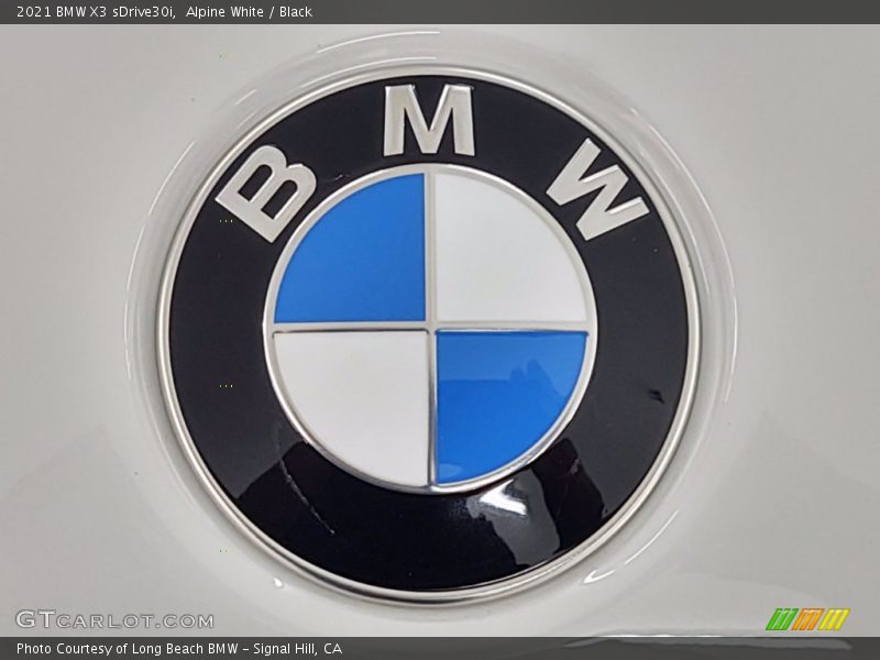 Alpine White / Black 2021 BMW X3 sDrive30i