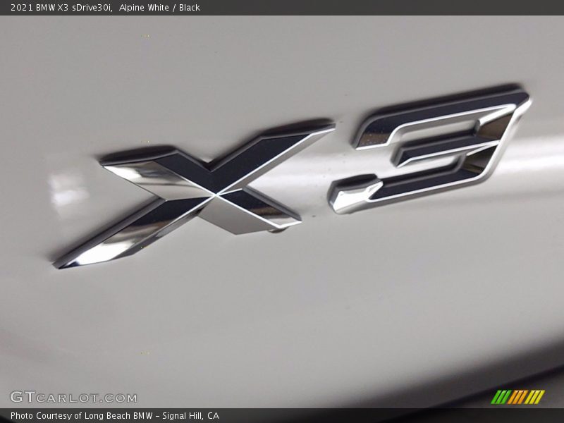 Alpine White / Black 2021 BMW X3 sDrive30i