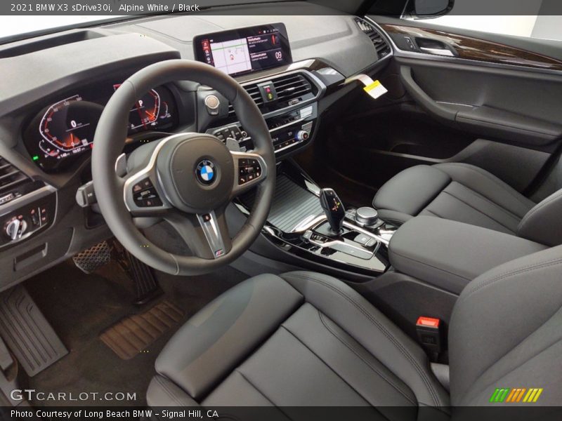 Alpine White / Black 2021 BMW X3 sDrive30i