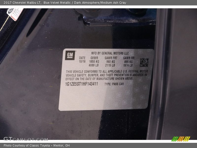 Blue Velvet Metallic / Dark Atmosphere/Medium Ash Gray 2017 Chevrolet Malibu LT
