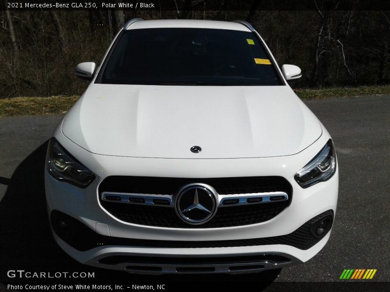 Polar White / Black 2021 Mercedes-Benz GLA 250