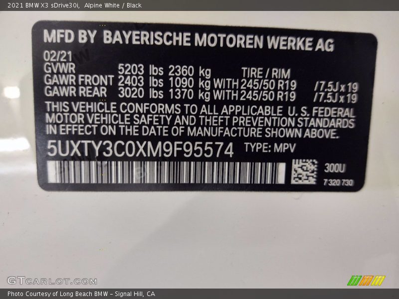 Alpine White / Black 2021 BMW X3 sDrive30i