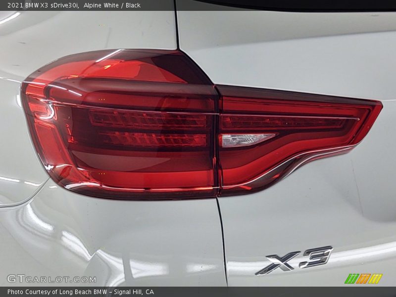 Alpine White / Black 2021 BMW X3 sDrive30i