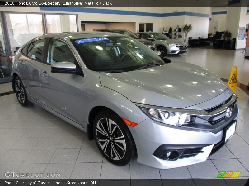 Front 3/4 View of 2018 Civic EX-L Sedan