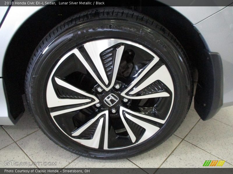 Lunar Silver Metallic / Black 2018 Honda Civic EX-L Sedan