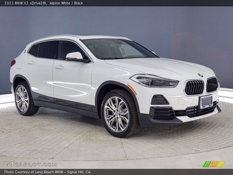 Alpine White / Black 2021 BMW X2 xDrive28i