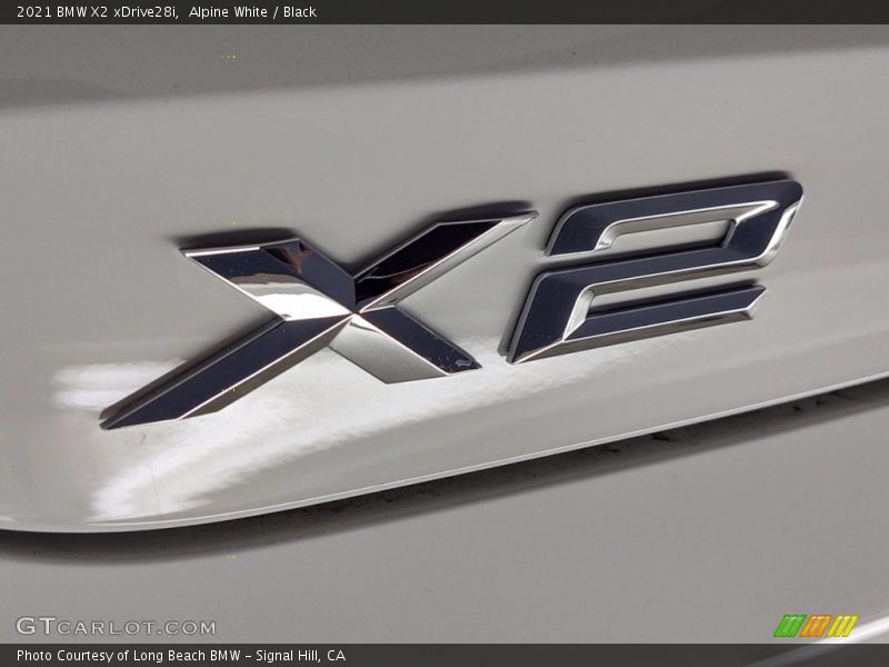 Alpine White / Black 2021 BMW X2 xDrive28i