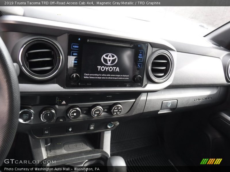 Magnetic Gray Metallic / TRD Graphite 2019 Toyota Tacoma TRD Off-Road Access Cab 4x4