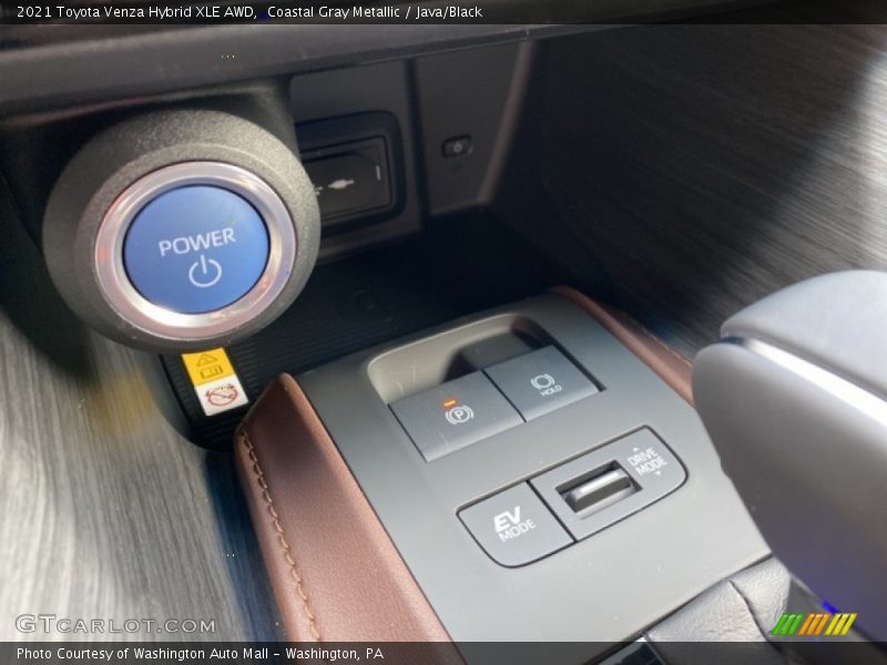 Coastal Gray Metallic / Java/Black 2021 Toyota Venza Hybrid XLE AWD