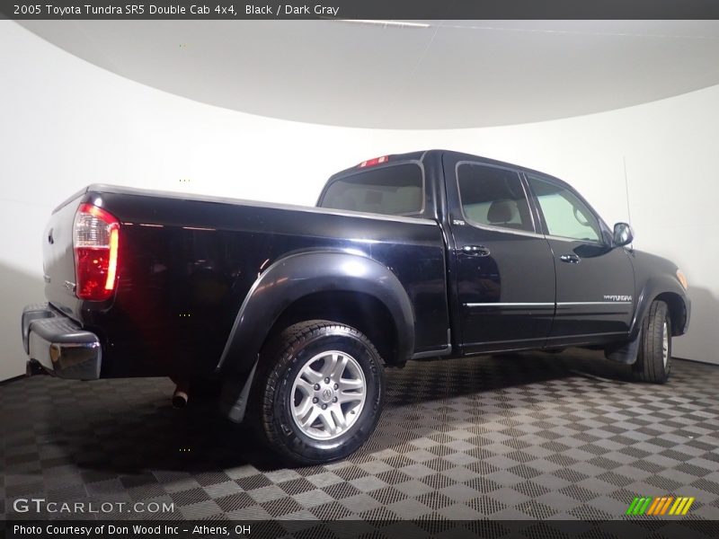 Black / Dark Gray 2005 Toyota Tundra SR5 Double Cab 4x4