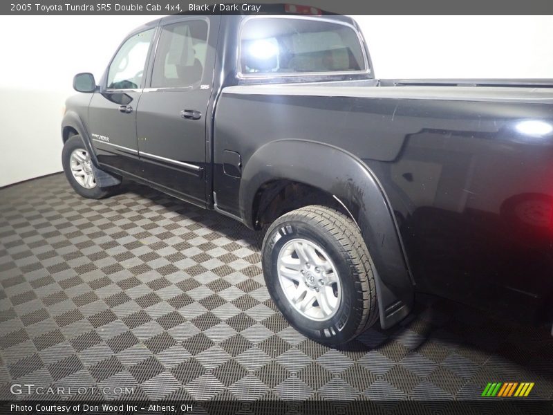 Black / Dark Gray 2005 Toyota Tundra SR5 Double Cab 4x4