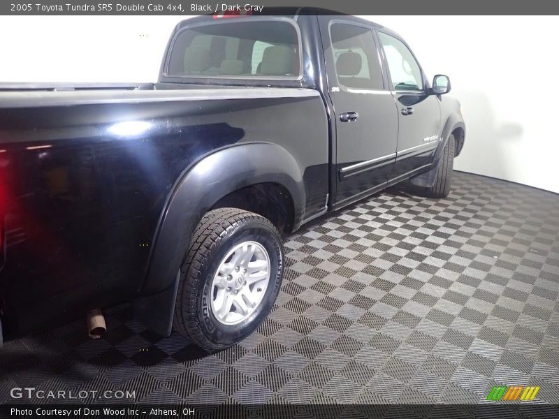 Black / Dark Gray 2005 Toyota Tundra SR5 Double Cab 4x4