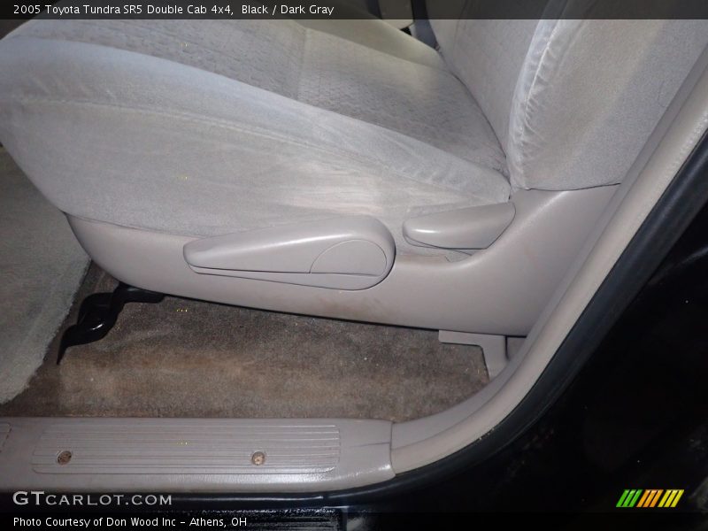 Black / Dark Gray 2005 Toyota Tundra SR5 Double Cab 4x4