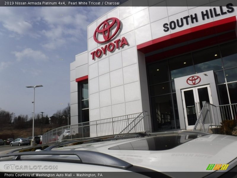 Pearl White Tricoat / Charcoal 2019 Nissan Armada Platinum 4x4